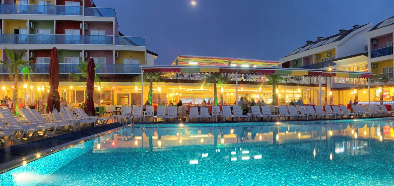 Side Win Hotel & Spa ภายนอก รูปภาพ